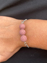 Afbeelding in Gallery-weergave laden, MYKK Jewelry | RVS armband - Lavasteen roze