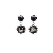 Afbeelding in Gallery-weergave laden, MYKK Jewelry | Zeeuwse knop - RVS sieradenset zwarte accenten armband ketting oorbellen