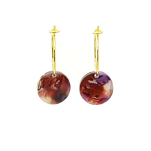 Afbeelding in Gallery-weergave laden, MYKK Jewelry | Oorbellen RVS - Rond paars rood goud
