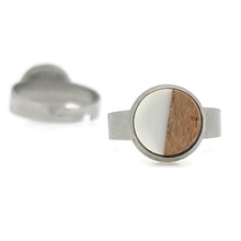 Afbeelding in Gallery-weergave laden, Ring RVS - Hout en resin wit MYKK Jewelry