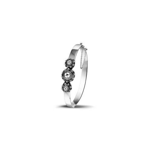 Zeeuwse knop armband - Zilveren Zeeuwse knop bangle | MYKK Jewelry