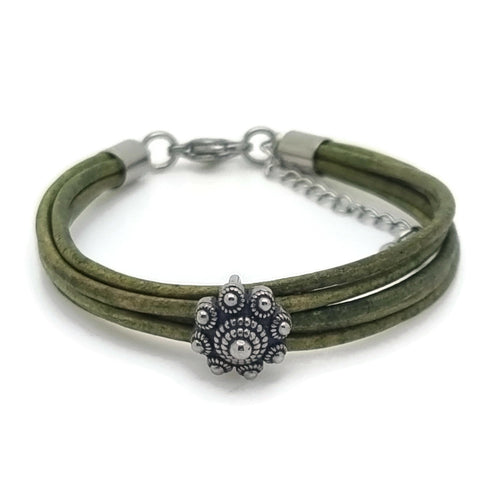 RVS Zeeuwse knop armband - Vintage mos groen leer MYKK Jewelry