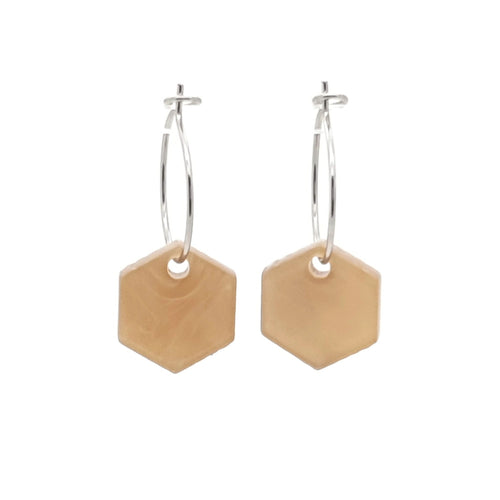 MYKK Jewelry | Oorbellen RVS - Hexagon griesmeel beige zilver
