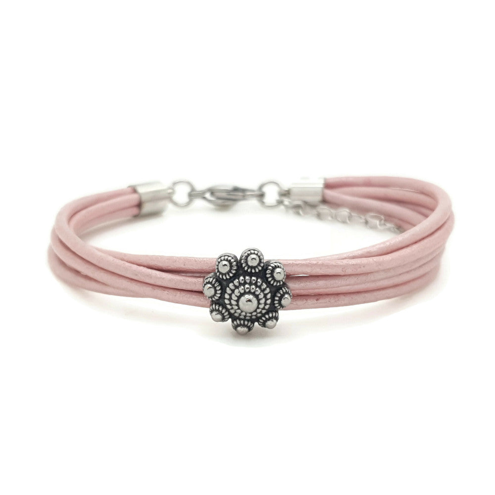 MYKK Jewelry | RVS Zeeuwse knop armband - Roze metallic leer