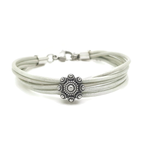 MYKK Jewelry | RVS Zeeuwse knop armband - Mint groen metallic leer