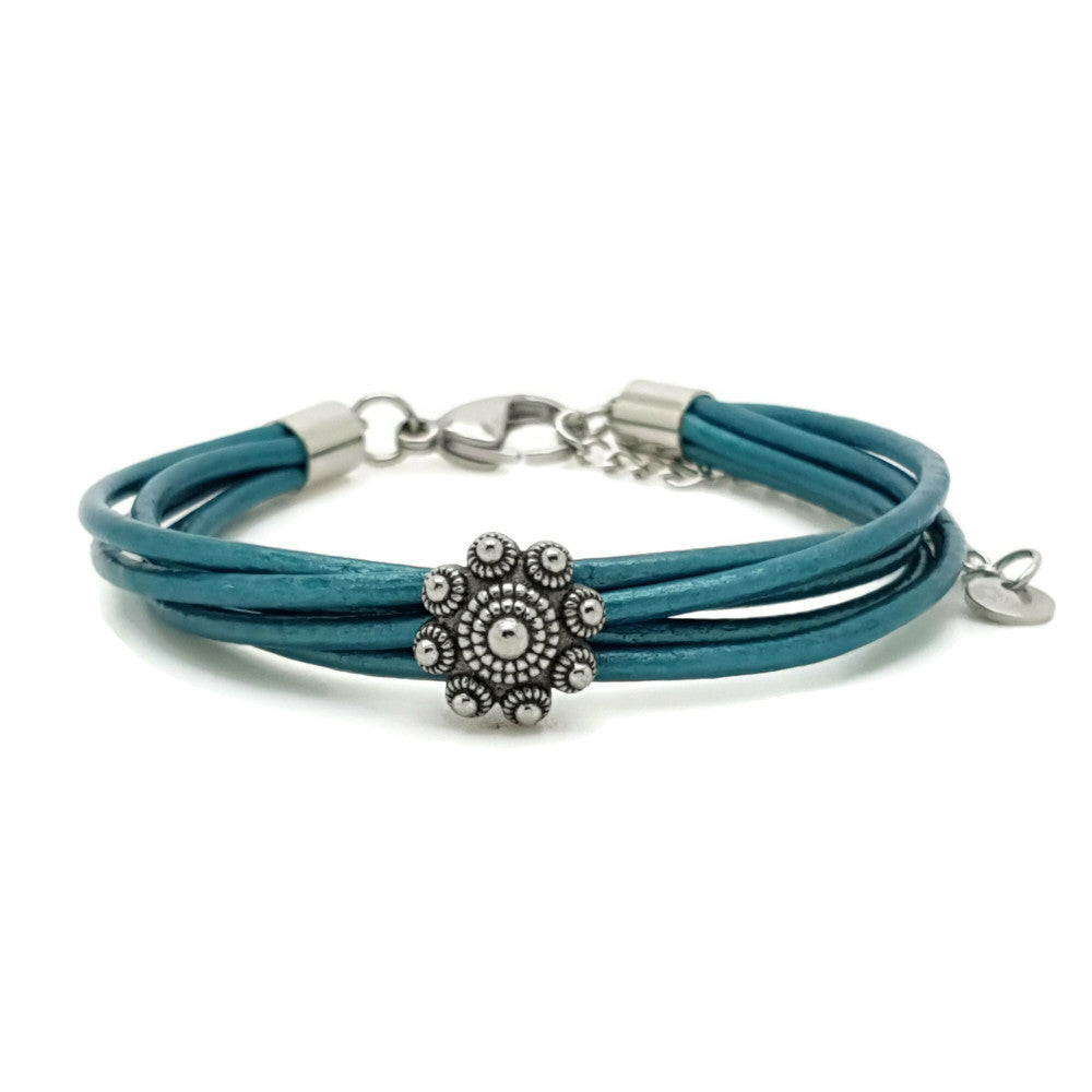MYKK Jewelry | RVS Zeeuwse knop armband - Blauw groen metallic leer