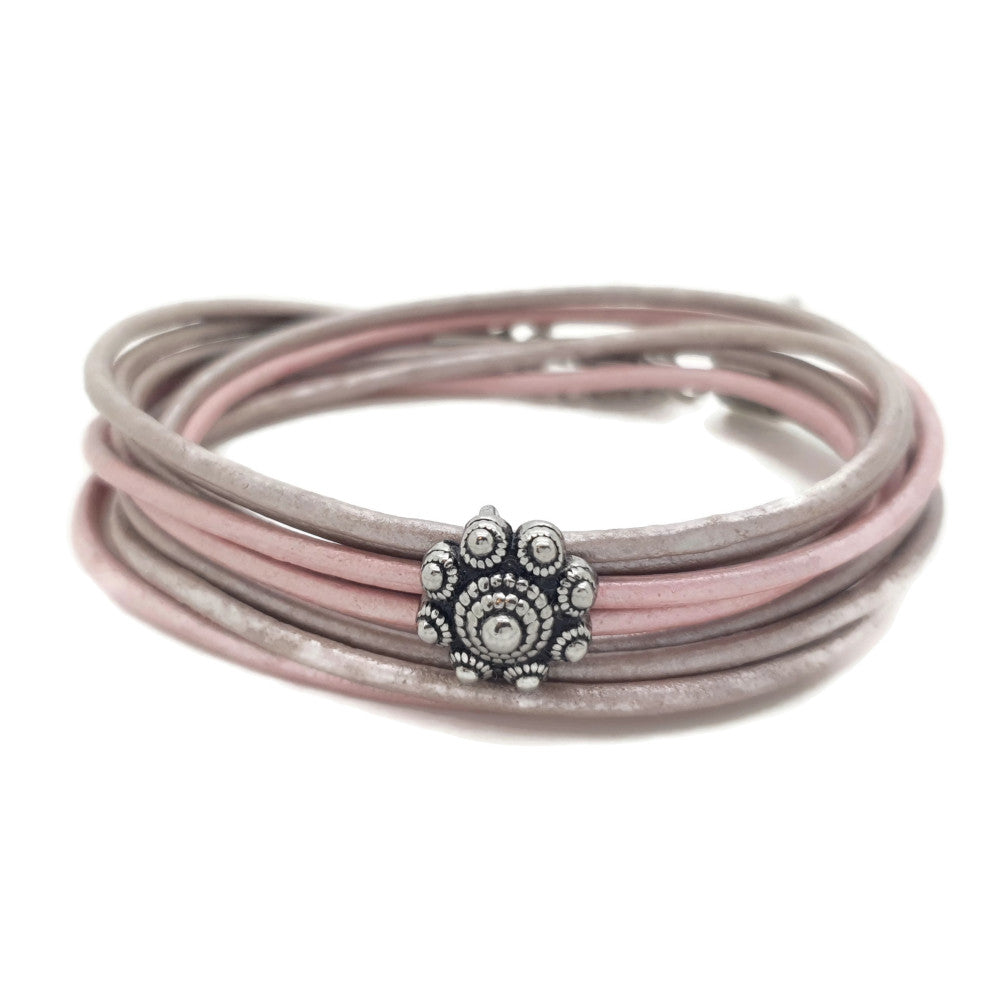 MYKK Jewelry | Sieraden RVS Zeeuwse knop armband dubbel - Taupe en roze metallic leer