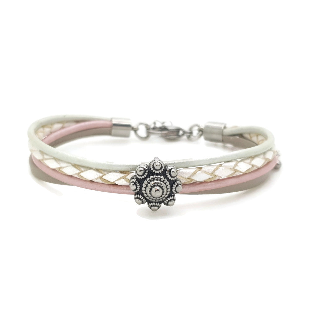 MYKK Jewelry | RVS Zeeuwse knop armband - Pastel zacht roze leer