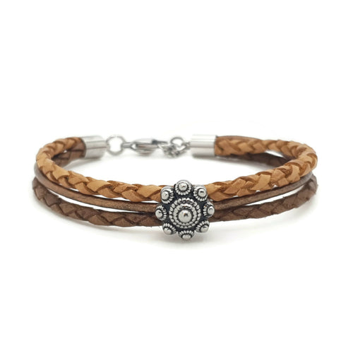 MYKK Jewelry | RVS Zeeuwse knop armband - Triple bruin leer